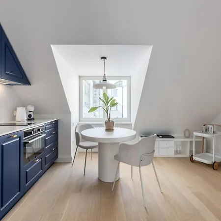 Tasteful 1bd Centre