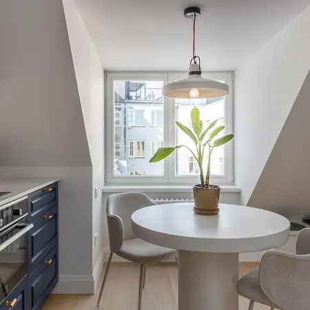 Tasteful 1bd Centre Apartment *